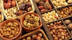 گردو چه خواصی برای بدن دارد؟ + فیلم