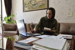 دستان مهربان در مدرسه ناشنوایان