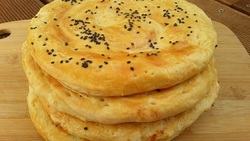 روش درست کردن نان فطیر + فیلم