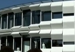 آموزش پرتاب ۳ امتیازی بسکتبال توسط یک ربات + فیلم