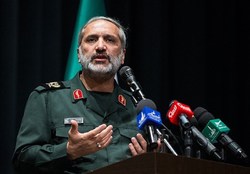 تکریم دختران خانواده معظم شهدا