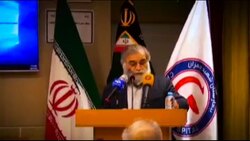 لحظه کشف پیکر مطهر یک شهید در منطقه عملیاتی شرق دجله عراق + فیلم