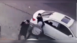 کتک زدن فروشنده زن برای دزدیدن پول + فیلم