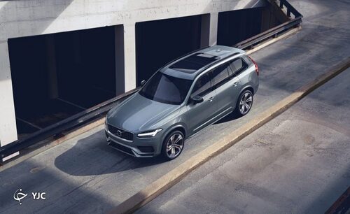 ولوو XC90 در مقابل  آئودی Q7 + فیلم