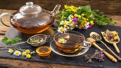 تغذیه مناسب در ماه رمضان از دیدگاه طب ایرانی + فیلم