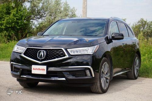 آکورا MDX در مقابل لکسوس RX: مقایسه 2 کراس اوور لوکس + تصاویر