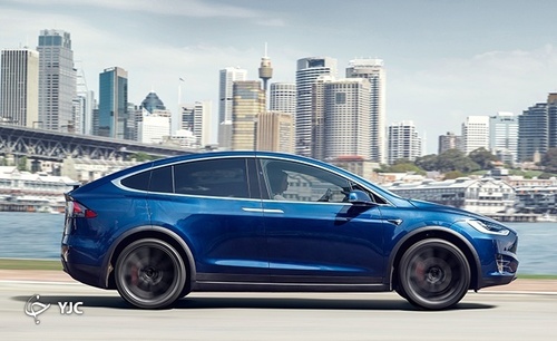 جگوار I-Pace در مقابل تسلا مدل X: کدام خودروی برقی مناسب است؟  + تصاویر