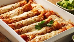 طرز تهیه شیرینی نان برنجی مناسب عید + فیلم