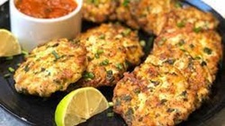 آموزش شيرين قاتق(خورشت آلو قیسی) + فیلم