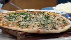 آموزش شيرين قاتق(خورشت آلو قیسی) + فیلم
