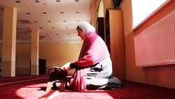 اختتامیه مسابقات بین المللی قرآن کریم در بیروت + فیلم
