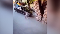 لجبازی در هنگام رانندگی حادثه‌ساز شد + فیلم
