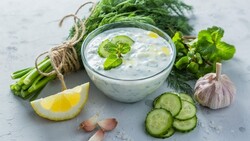 ماست را با چی بخوریم؟ + فیلم