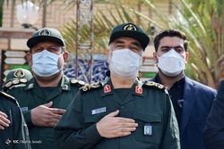 حضور گرم حاج قاسم در کنار مردم