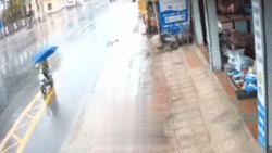 فرار به موقع خبرنگار از حادثه تصادف + فیلم