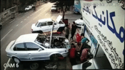تصادف مرگبار خودرو با میهمانان یک جشن عروسی + فیلم