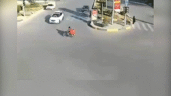 عاقبت سبقت گرفتن از سمت راست جاده + فیلم