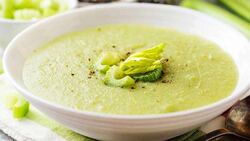 طرز تهیه پیراشکی کرمدار + فیلم