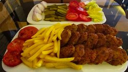 طرز تهیه سوپ کلم بروکلی و پنیر چدار + فیلم