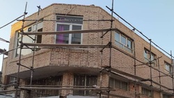 خطر سقوط نمای ساختمان + فیلم