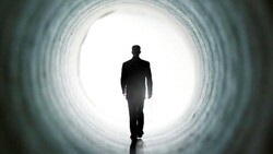 توضیحات مجری «زندگی پس از زندگی» درباره فلسفه این برنامه + فیلم