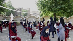 تمرین و بازی جالبی که به دقت کودکان در نوشتن کمک می‌کند + فیلم
