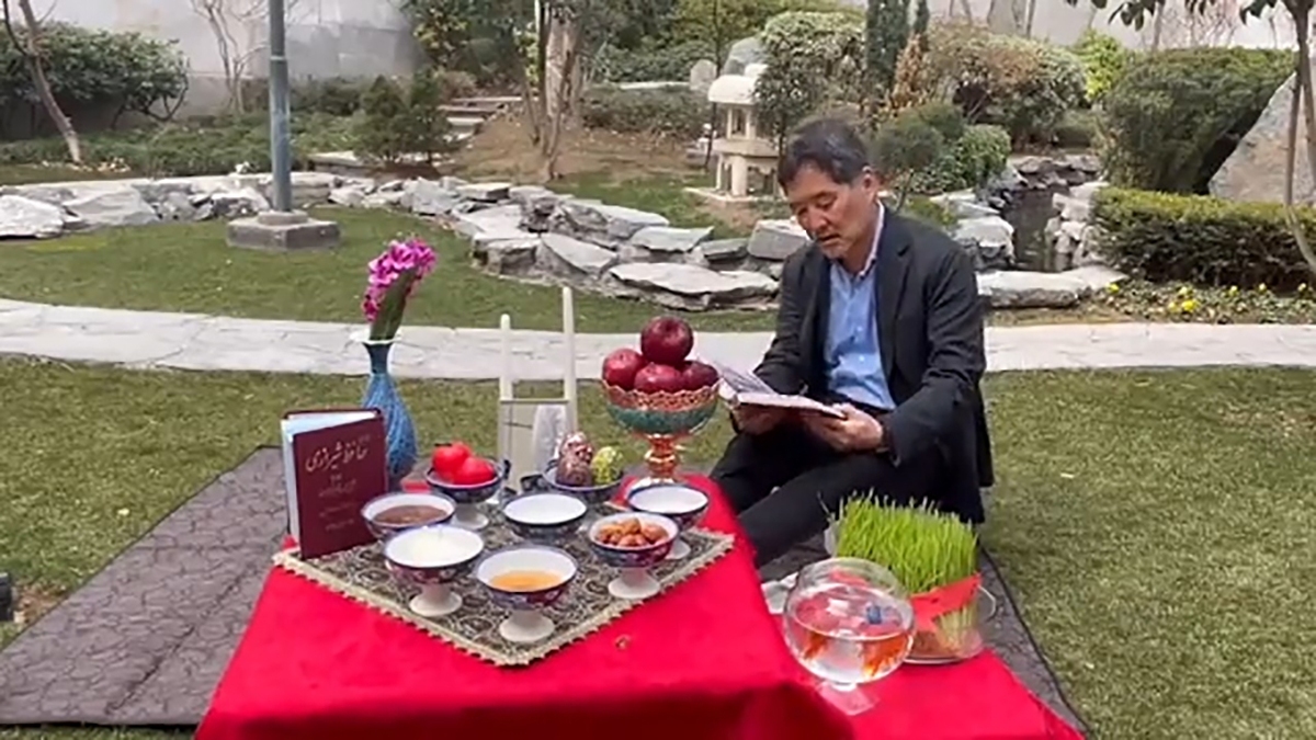 خاطره جالب یک قاری قرآن از یادگیری زبان فارسی + فیلم