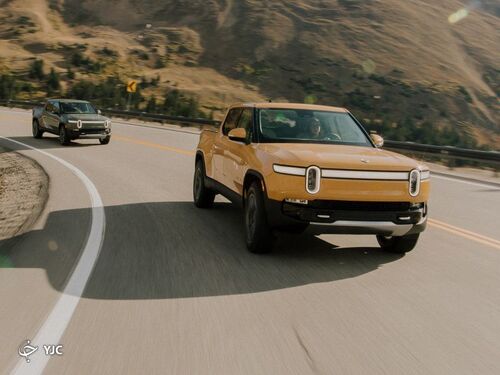 فورد F-150 لایتنینگ 2022 در مقابل ریوین R1T 2022