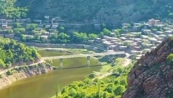 جزیره‌ای کمتر شناخته‌شده در اندونزی + فیلم