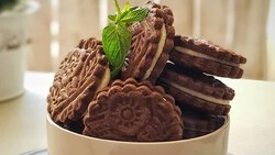 آموزش پخت شیرینی بادام نارگیلی + فیلم