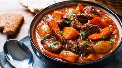 طرز پخت پاستا با گوشت + فیلم