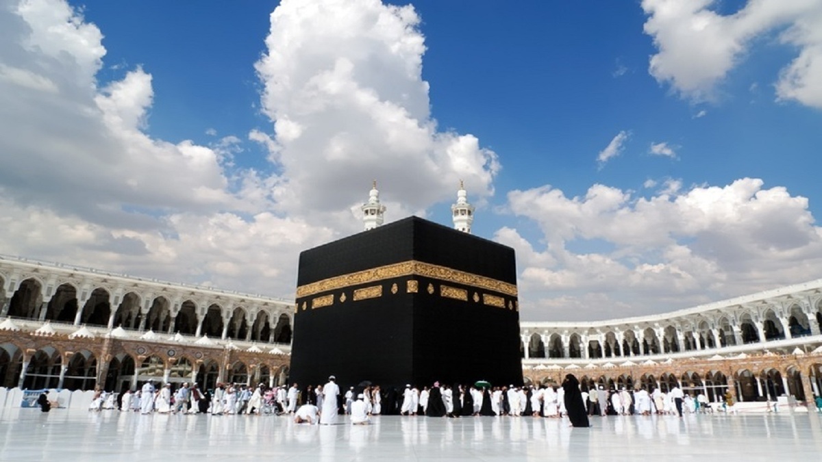 روز عرفه و شهادت حضرت مسلم بن عقیل + فیلم