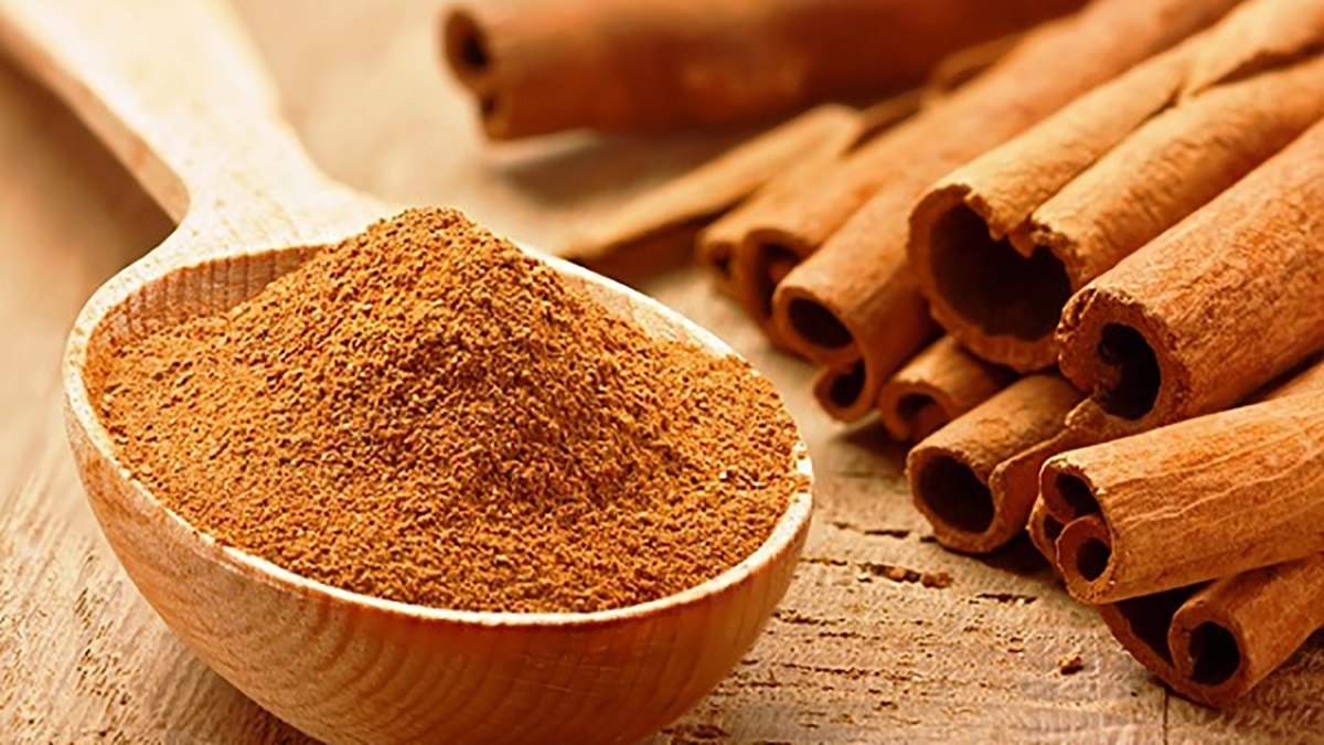 عطر درمانی از زبان متخصص طب سنتی + فیلم