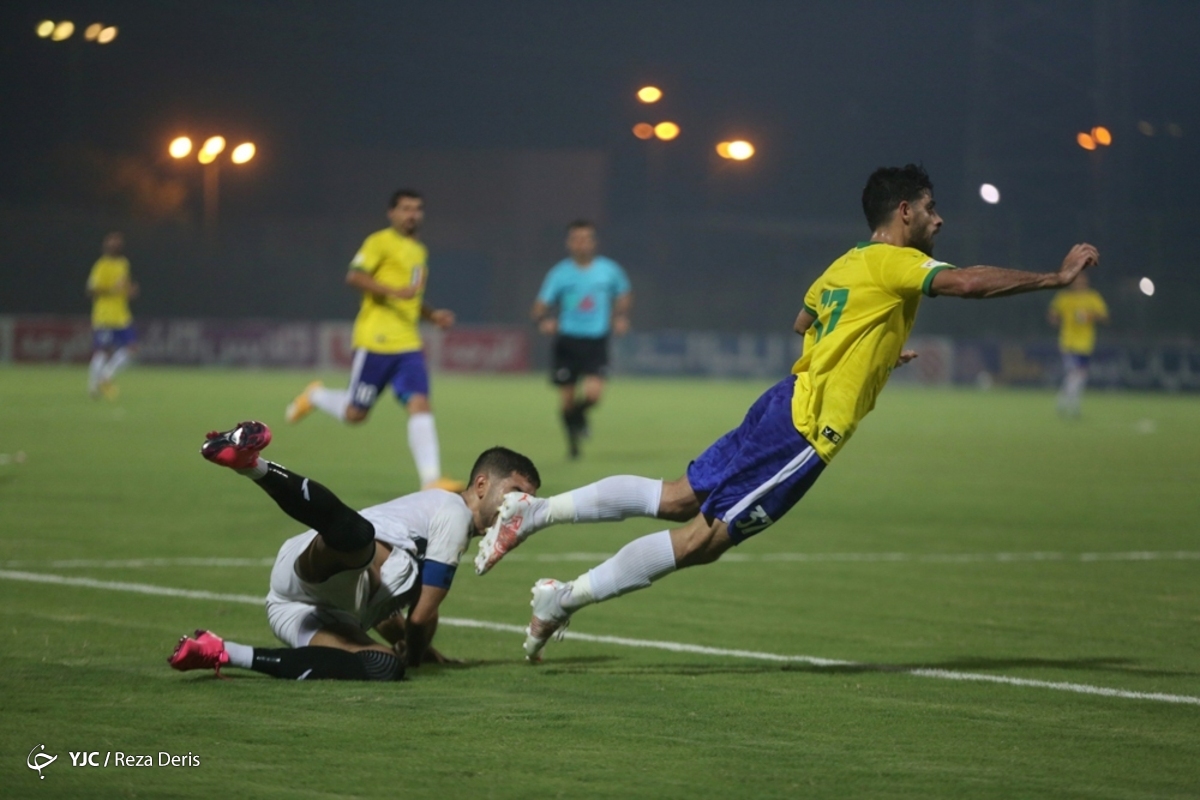 لیگ برتر فوتبال/ سپاهان اصفهان ۰ - پرسپولیس تهران ۰