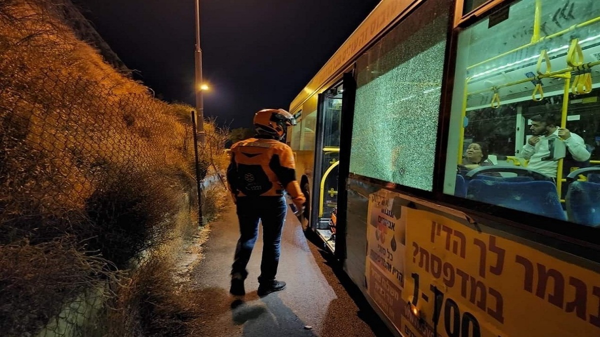 بازداشت پیرمرد فلسطینی به سبک قتل جرج فلوید + فیلم