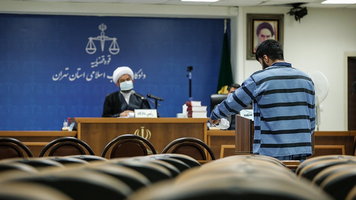 فیلم عاملان ربایش پدر علم ژنتیک پس از دستگیری