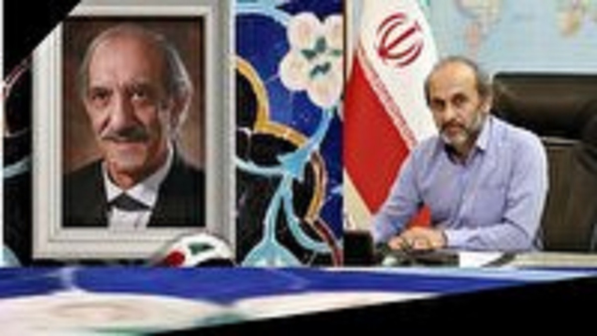 وداع با صدای انقلاب
