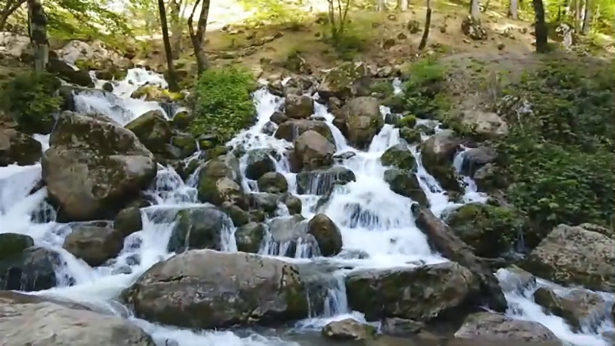 زیبایی‌های مرز میان مازندران و سمنان + فیلم