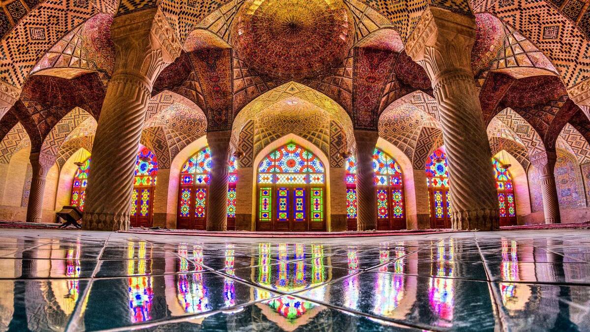 قبرستان کشتی‌ها + فیلم