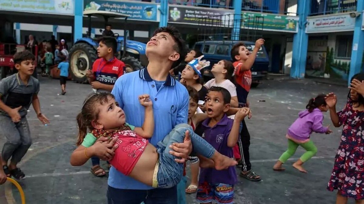 لحظه دردناک اعلام خبر شهادت فرزند به یک مادر فلسطینی + فیلم