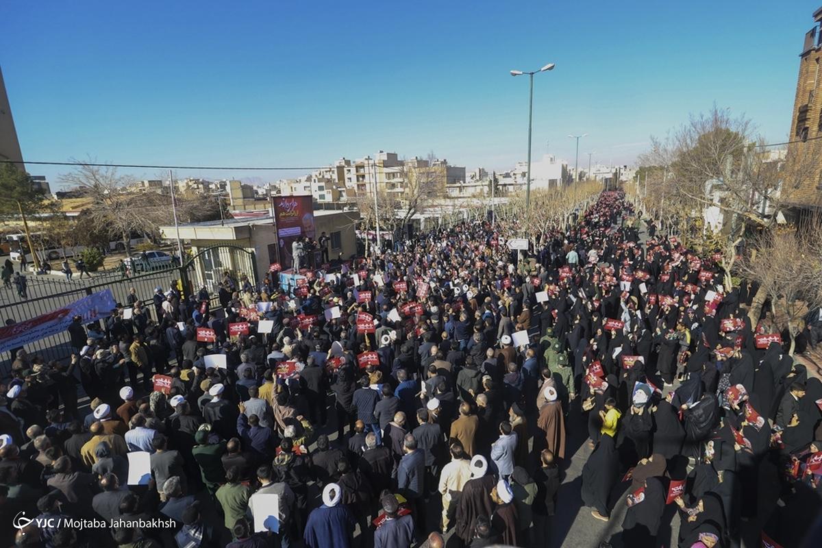 بزرگداشت چهلم شهدای حادثه تروریستی کرمان