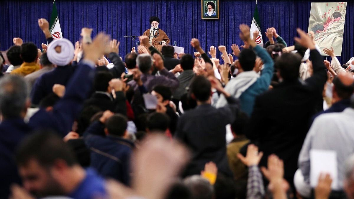 روایتی از اولین آشنایی حضرت آیت‌الله خامنه‌ای با شهید حسن باقری