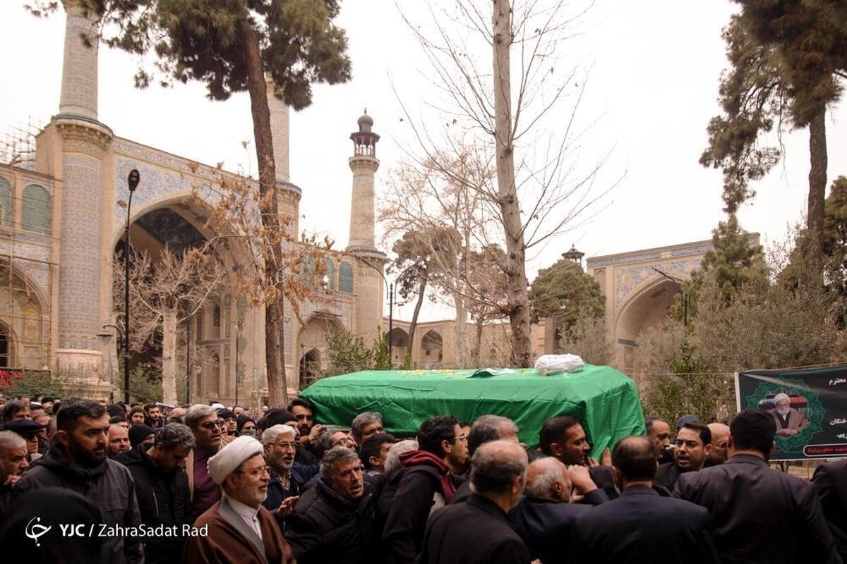 تشییع پیکر مرحوم حمید بهبهانی