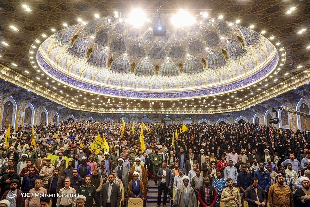 آیین خطبه خوانی افتتاحیه جشن‌های دهه کرامت در حرم حضرت معصومه (س)