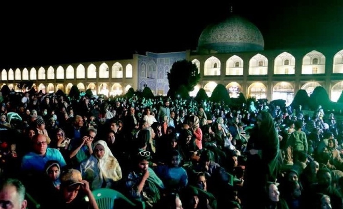 جشن دختران ماه