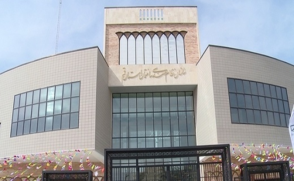 جابجایی باورنکردنی ساختمان اداری در حین کار کارمندان + فیلم