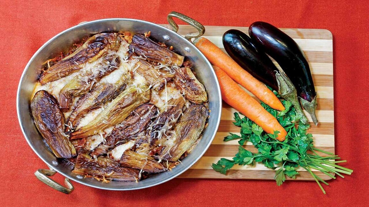 طرز تهیه پیتزای سبزیجات در منزل + فیلم