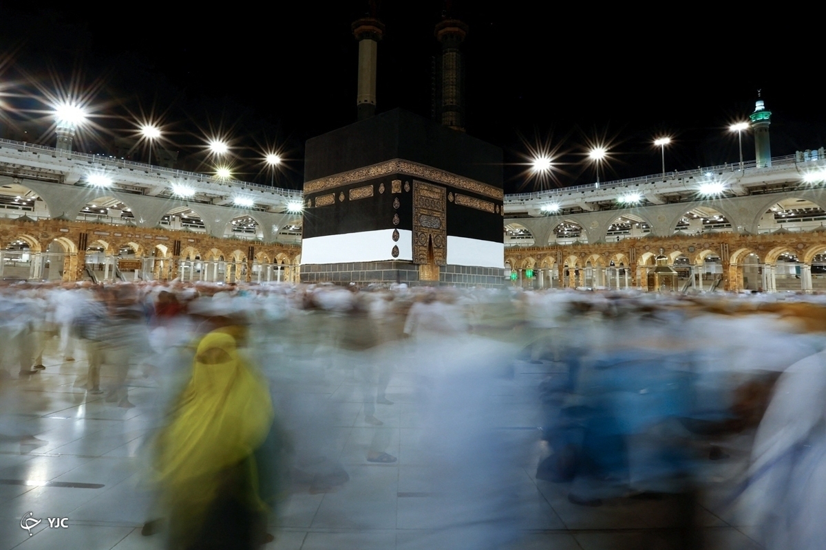 مراسم قرائت دعای عرفه حجاج بیت‌الله الحرام در صحرای عرفات