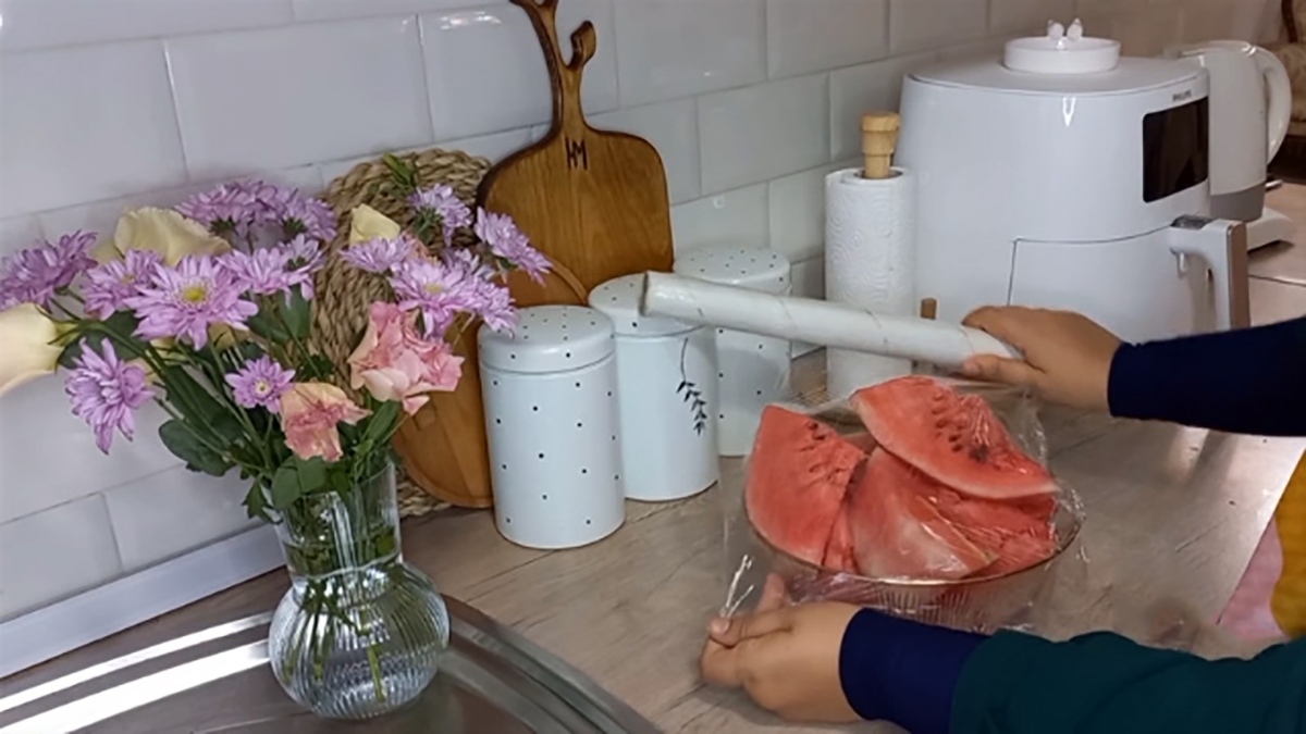 ترفندی برای از بین بردن لکه چای و قهوه + فیلم
