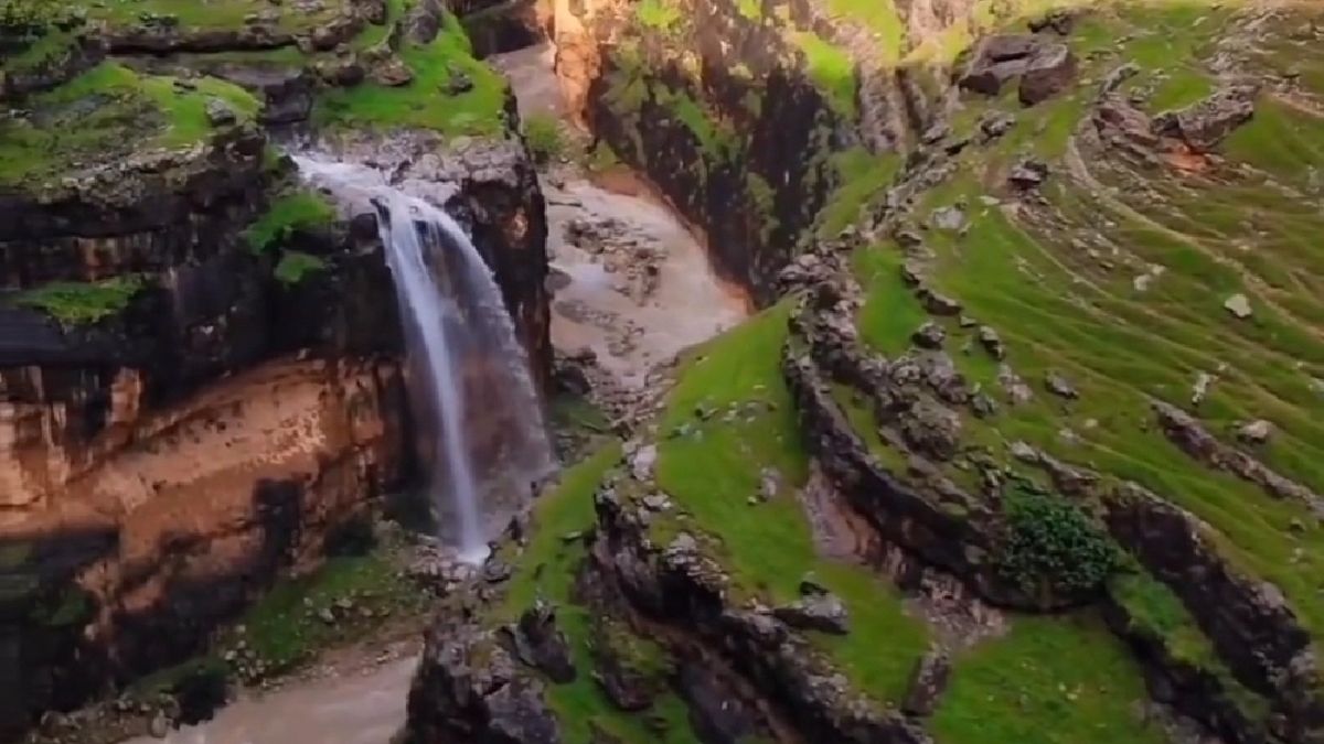 تنگه‌ای بکر و زیبا در غرب ایران + فیلم